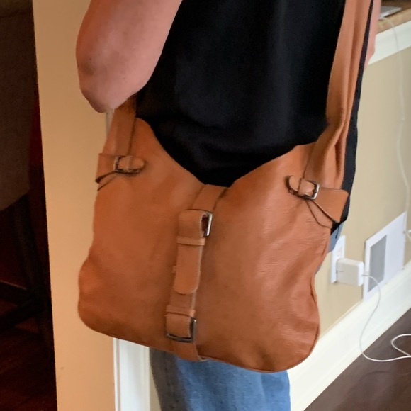 ✨MARNI Leather Crossbody - Picture 6 of 15